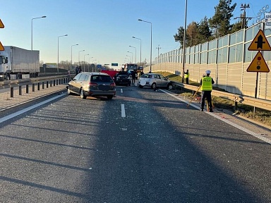 Wypadek na krajowej jedynce 56-letnia kobieta ofiara