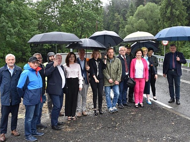 Koniec rozbudowy drogi w Pewli Wielkiej