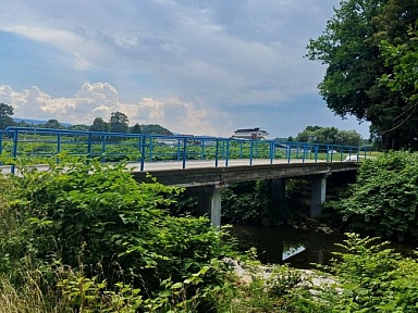 Odbudowa mostu i dwóch przepustów po zeszłorocznych powodziach