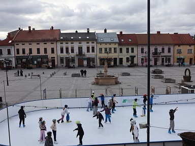 Lodowisko czeka na chętnych do końca ferii!
